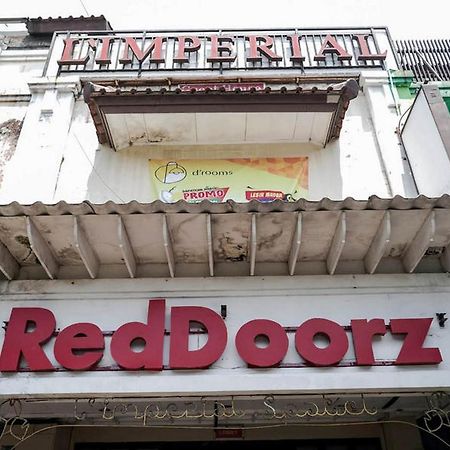 Hotel Reddoorz Near Waterboom Lippo Cikarang Exteriér fotografie